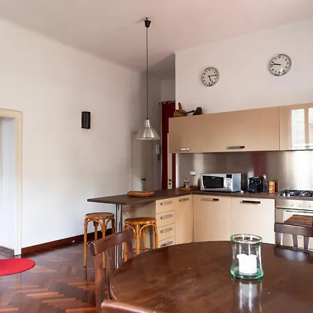 Youhosty - De Predis 7 Apartment *